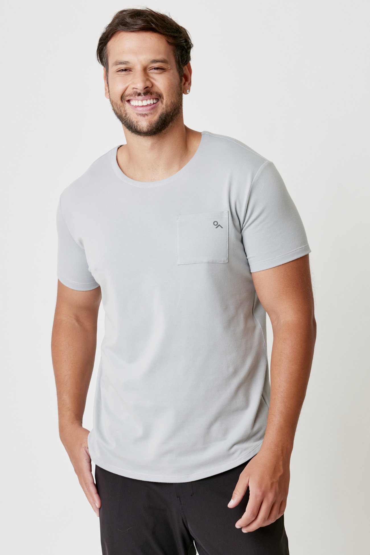 T-SHIRT POCKET FIT