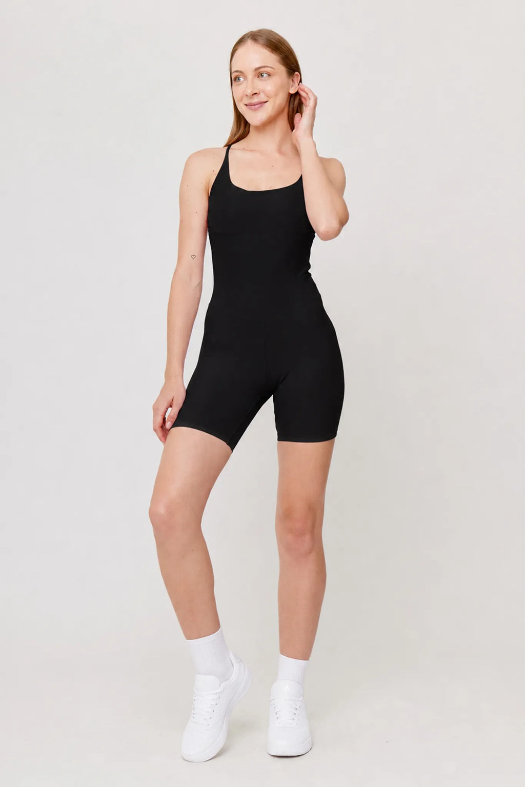Body deportivo Sand negro para mujer vista frontal