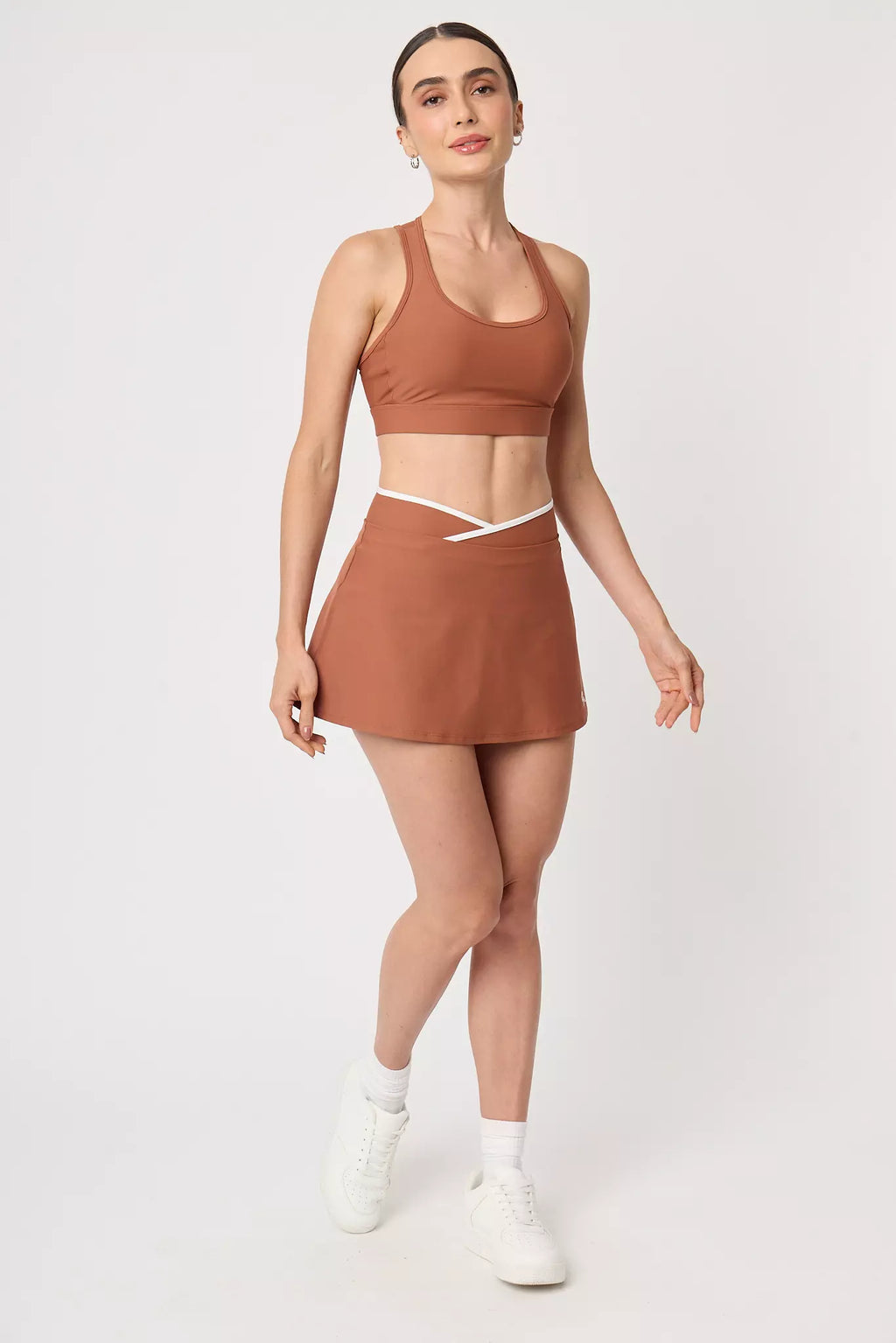 Bra deportivo Diamond Cross Cocoa para mujer vista frontal