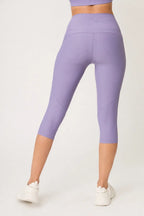 Capri deportivo mujer Midway color Cosmic de Gymco