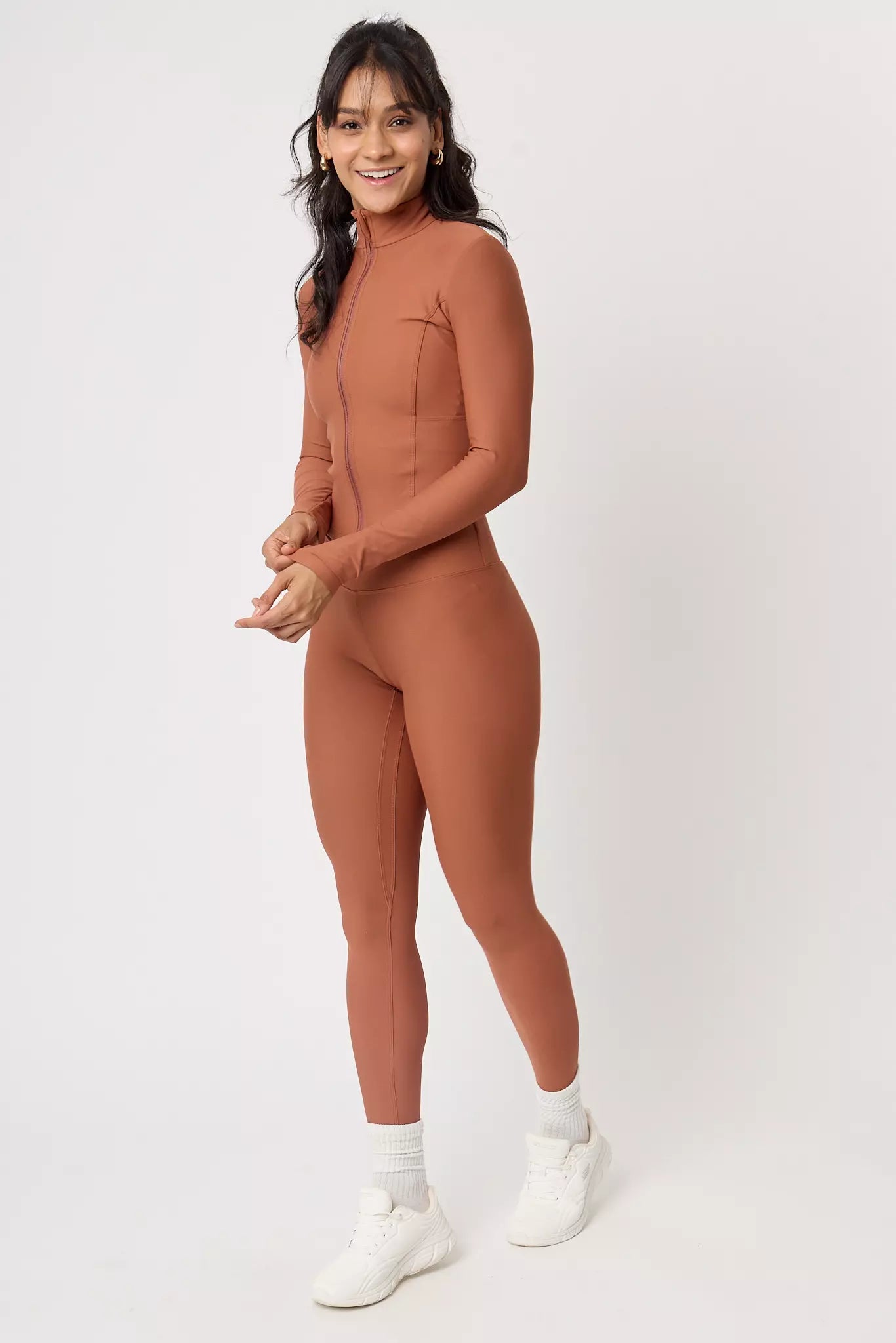 Chamarra deportiva Jacket Elan Cocoa para mujer vista frontal