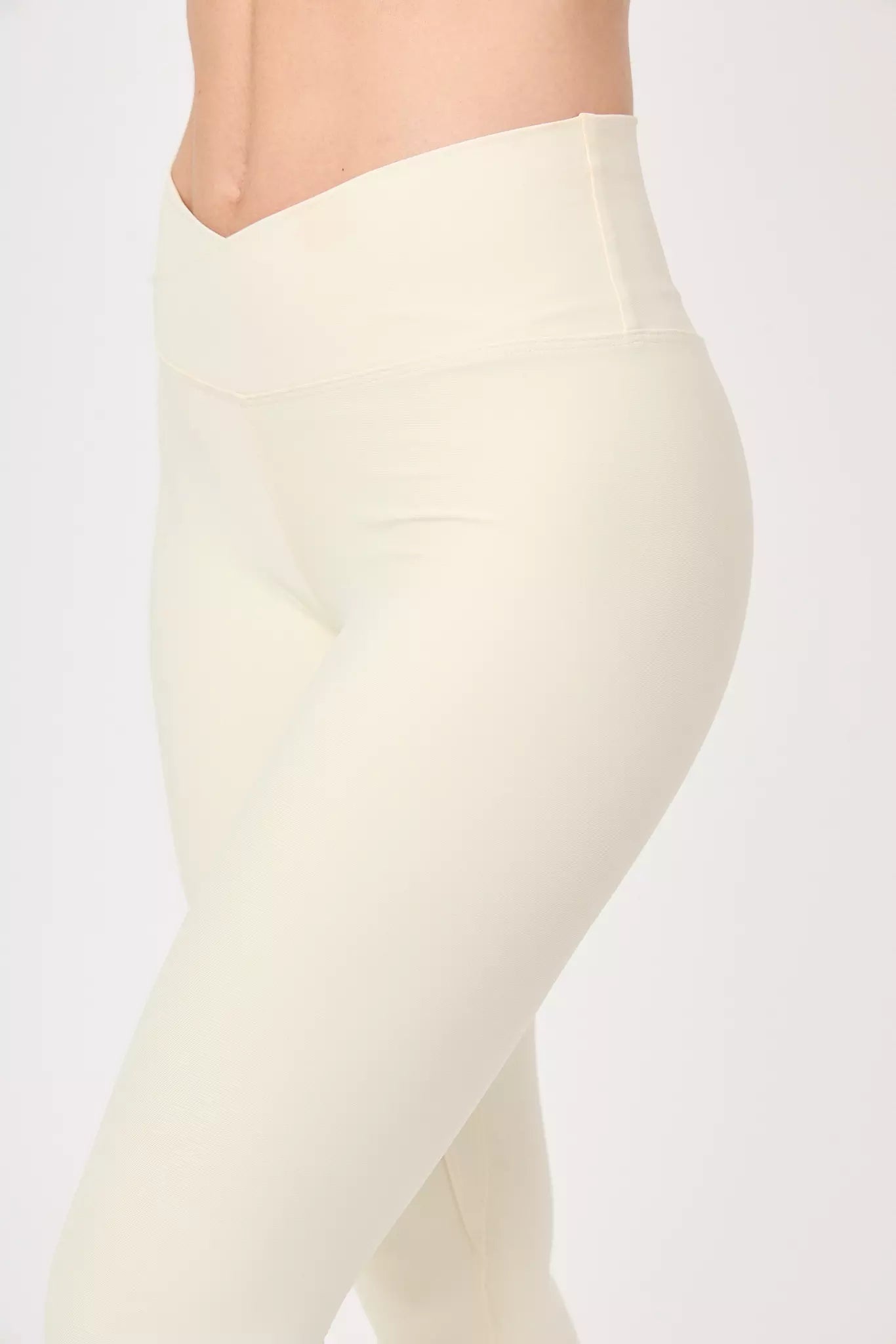 Detalle de cintura y ajuste del legging Noire Brûlée