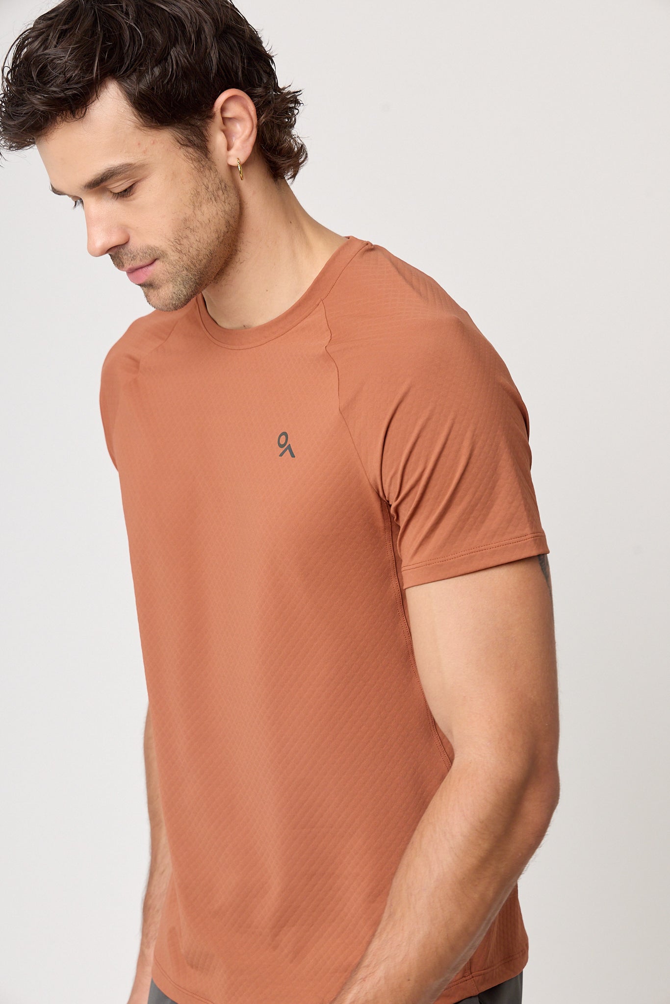 PLAYERA APEX TEE