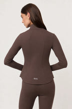 Jacket Ease Seal Brown para mujer vista trasera