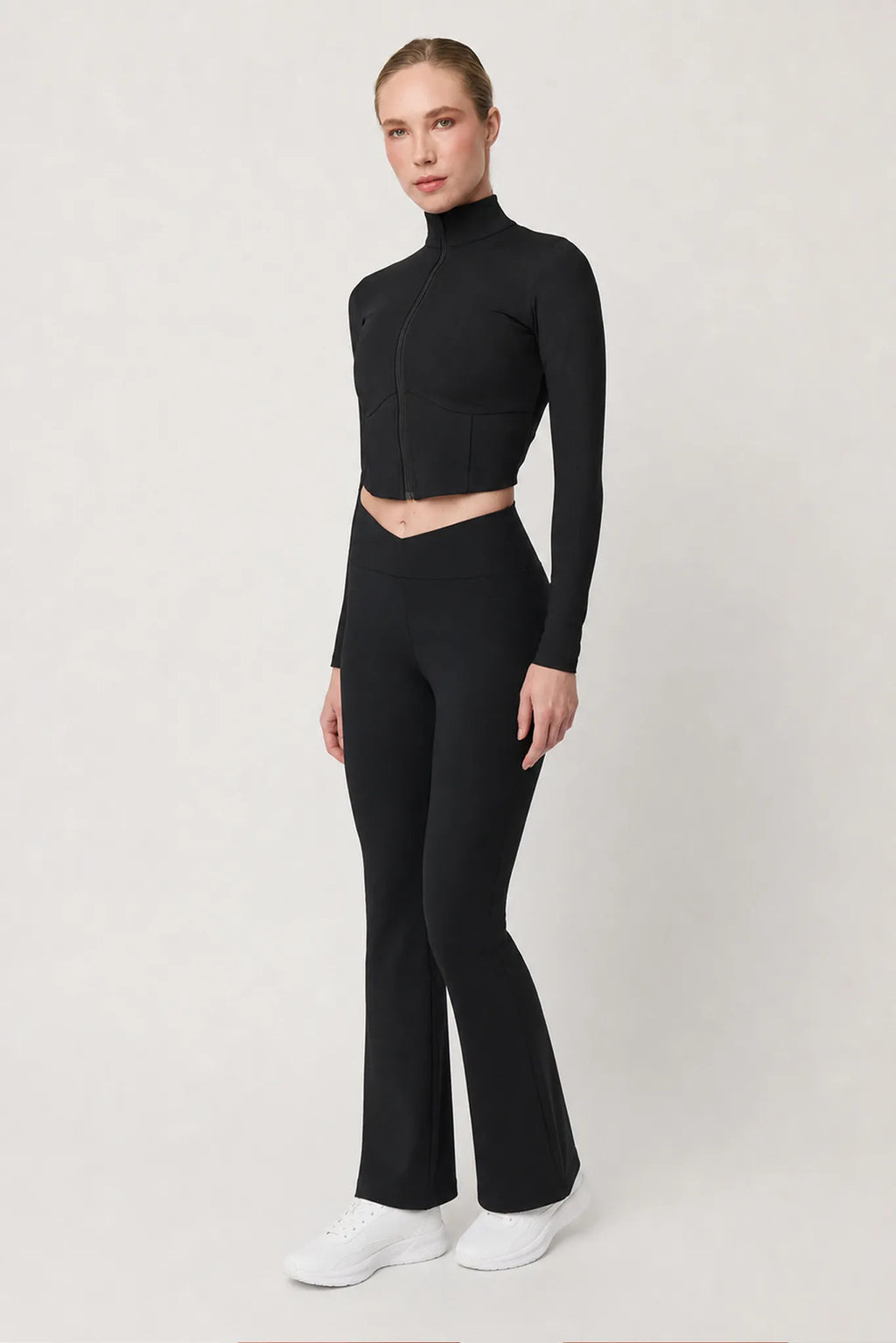 Legging deportivo Ember negro para mujer vista frontal