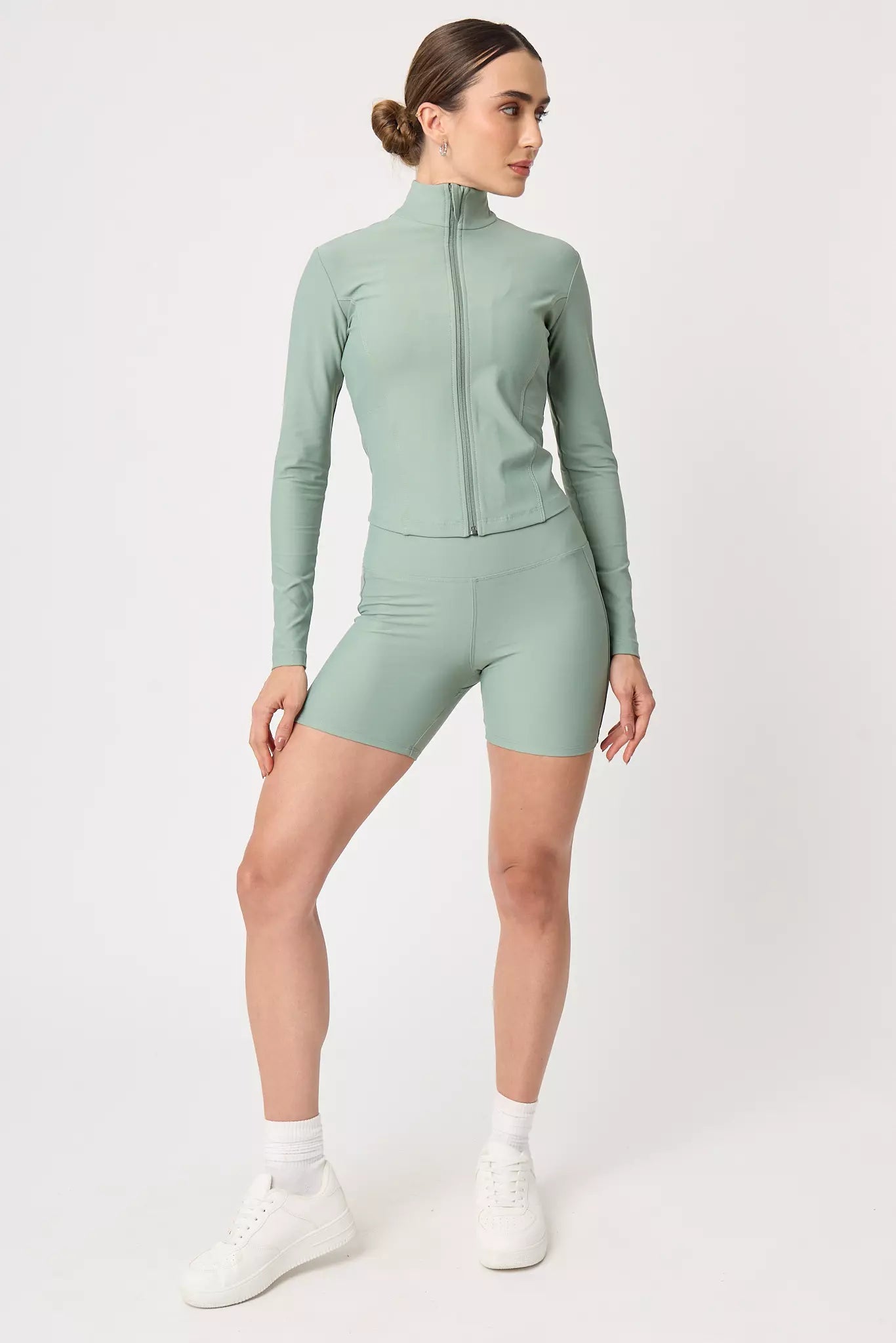 Short deportivo Biker Cova Herb para mujer vista frontal