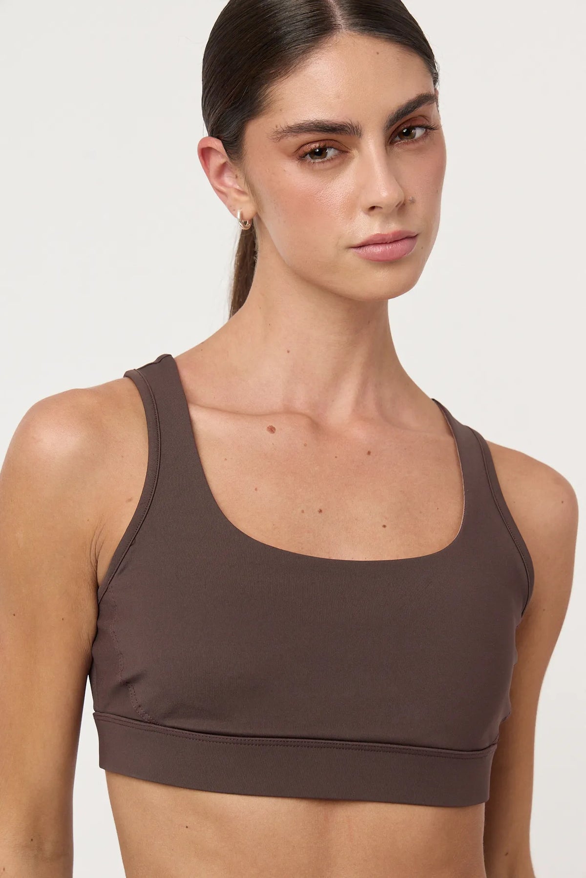 Top Pulse Seal Brown para mujer vista trasera
