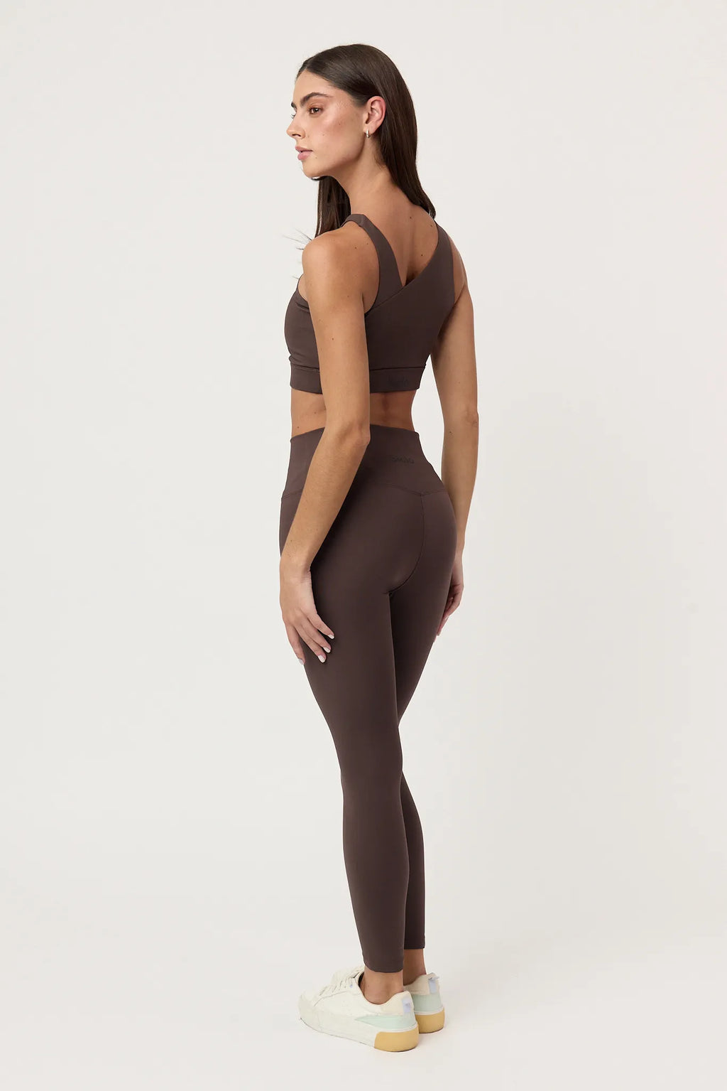 Top Stedy Seal Brown para mujer vista trasera