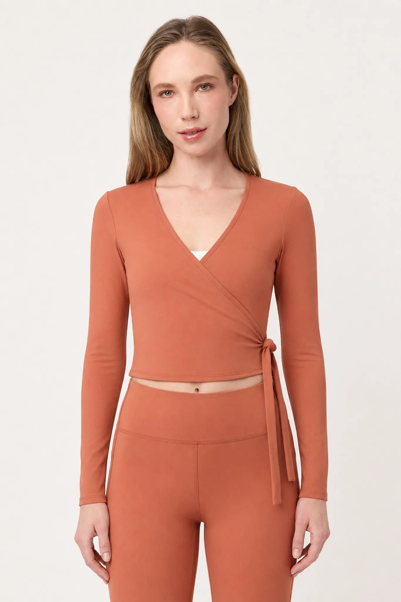 Torera deportiva Ivory Terracota para mujer vista frontal