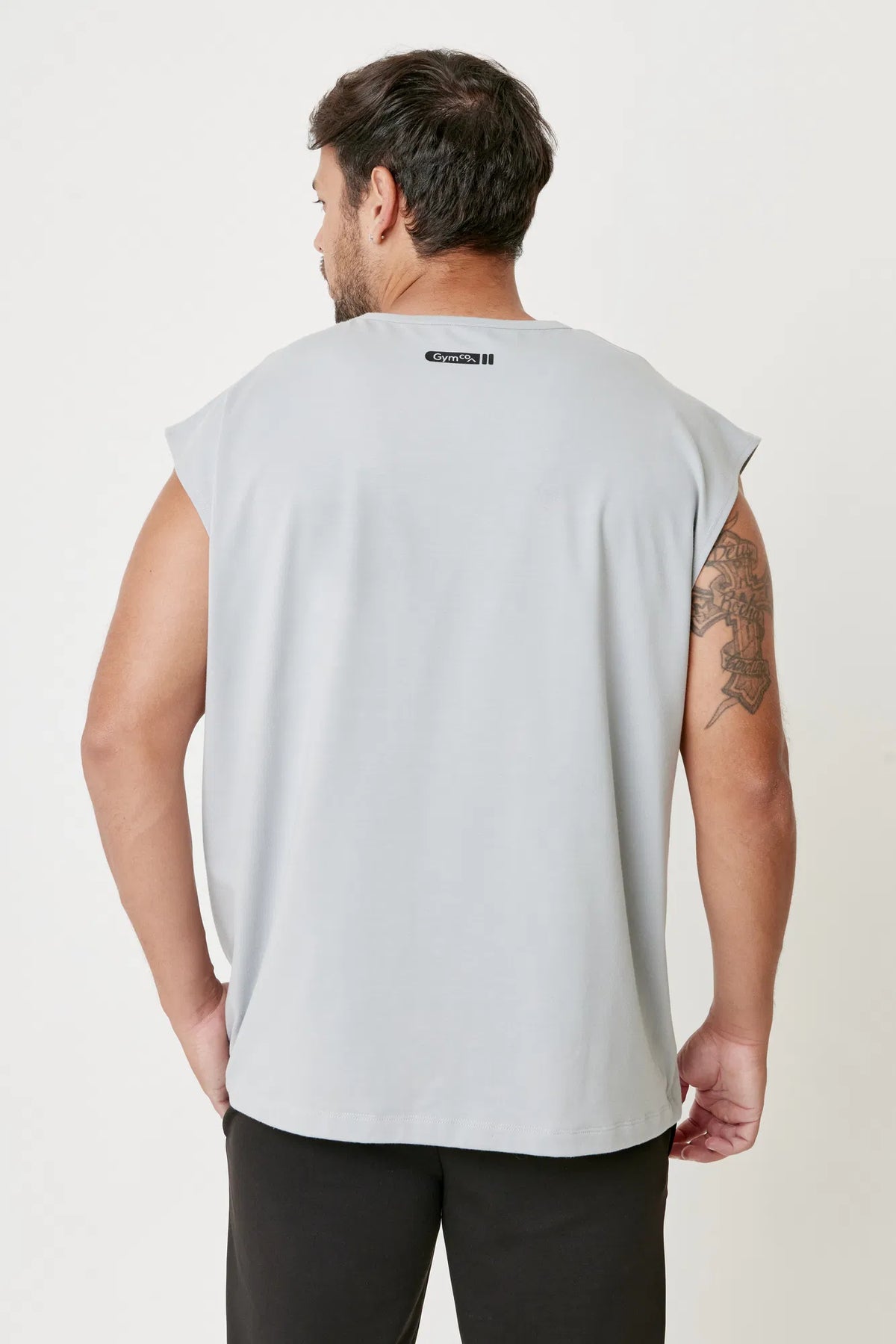 T-Shirt Air Flex color Plata de Gymco, playera deportiva sin mangas hombre