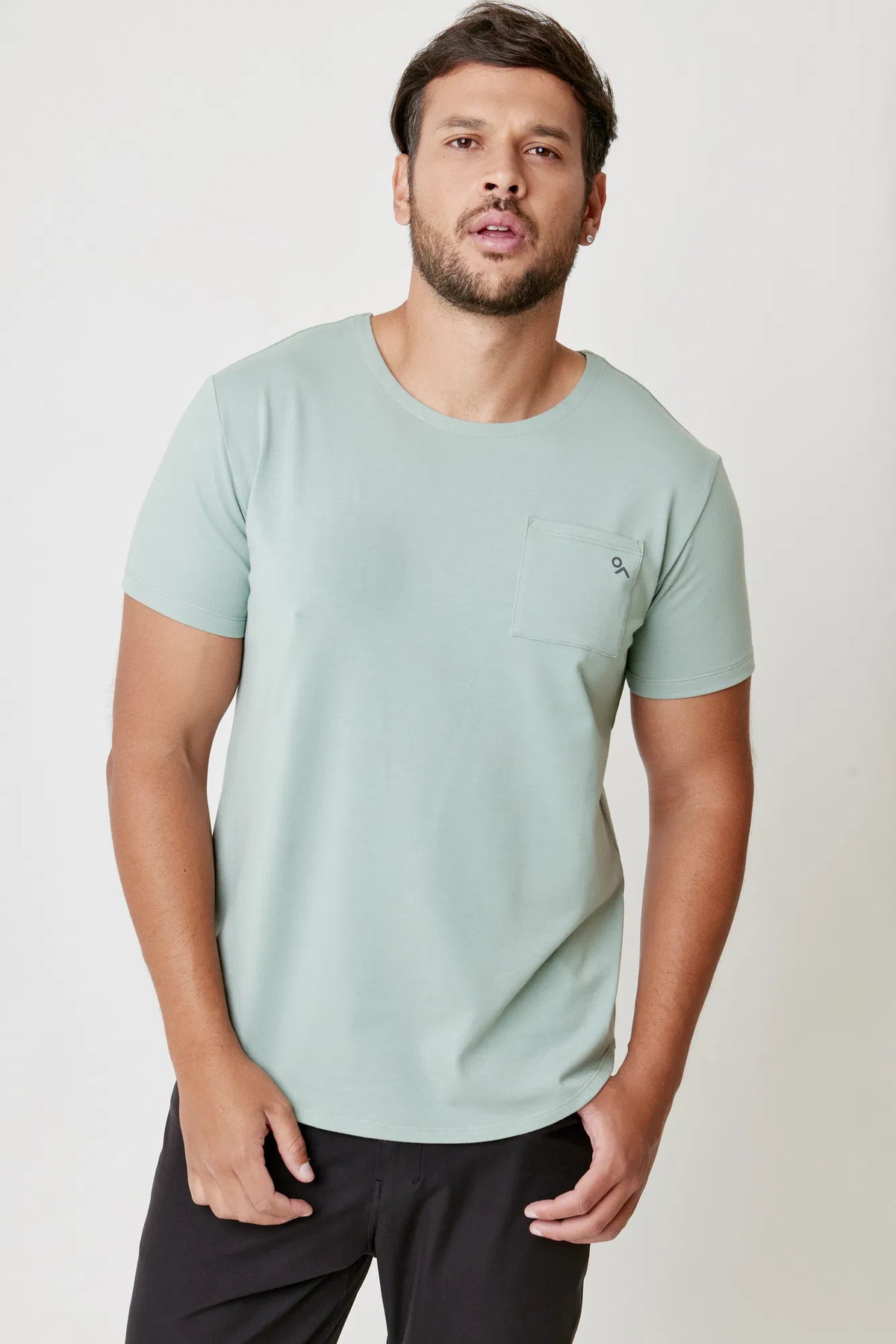 Playera deportiva con bolsillo hombre Gymco T-Shirt Pocket Fit en color Aloe